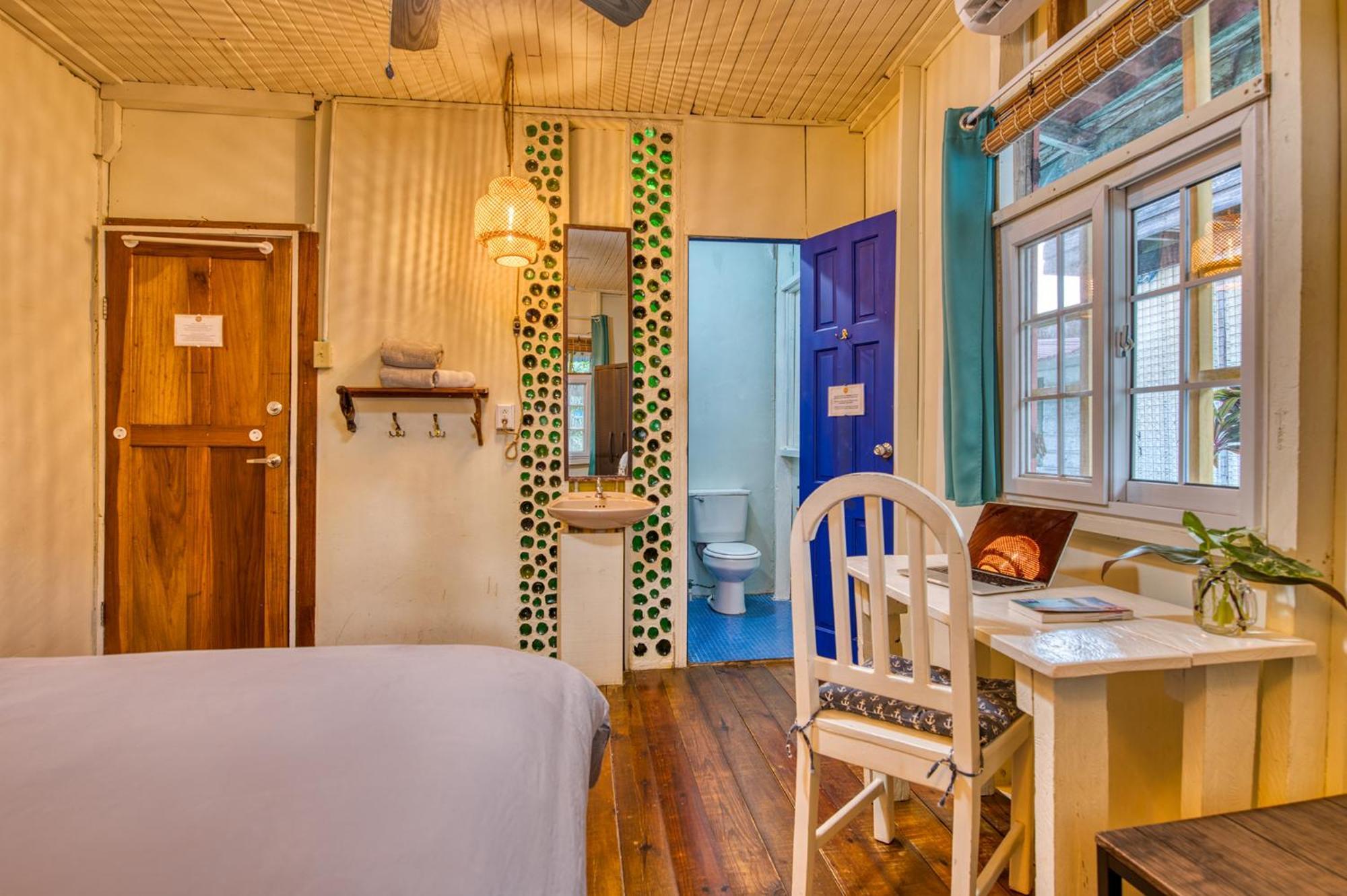 Saigon Bay Bed & Breakfast Bocas del Toro Esterno foto